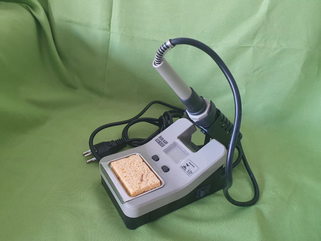 Estação de Solda OSS T12-D – Precisão e Potência para Reparos Profissionais - Imagem 5