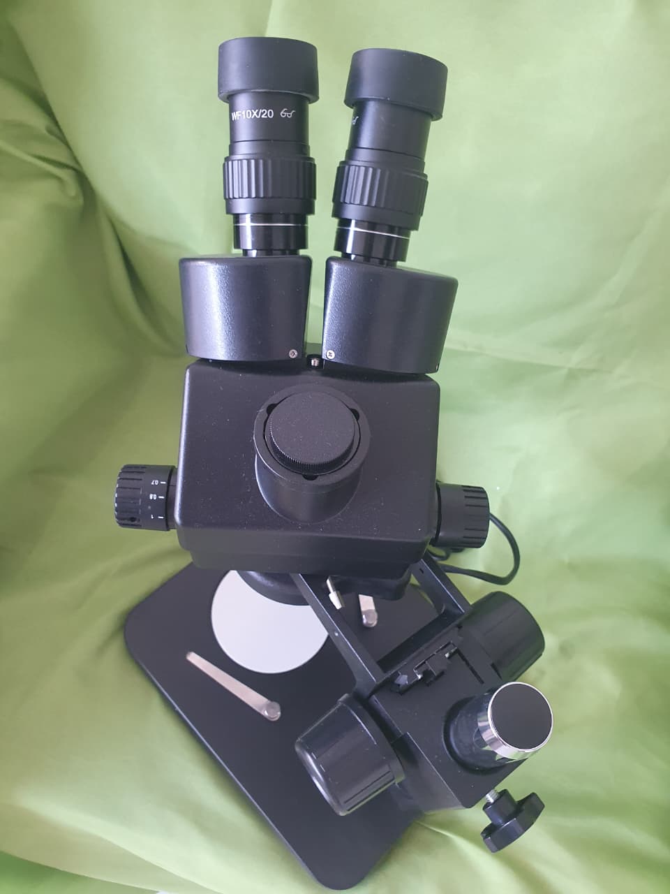 Microscópio estereoscópico - Imagem 5